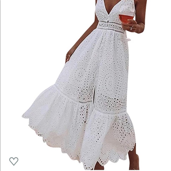 Dresses & Skirts - White eyelet dress
